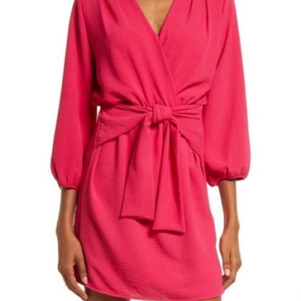 NWT - fraiche by J
The Front Short Dress in Cherry - size L